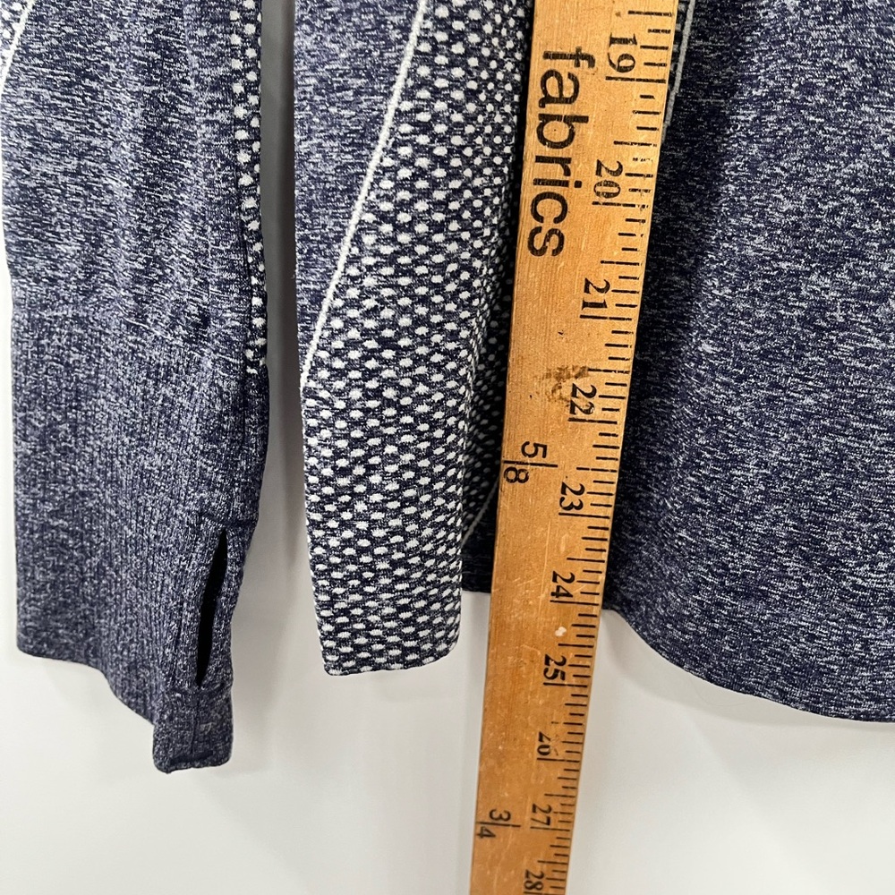Gap Fit Motion Gray Blue Nylon Blend Long Sleeve Performance Tech Shirt Size S - Picture 4 of 10